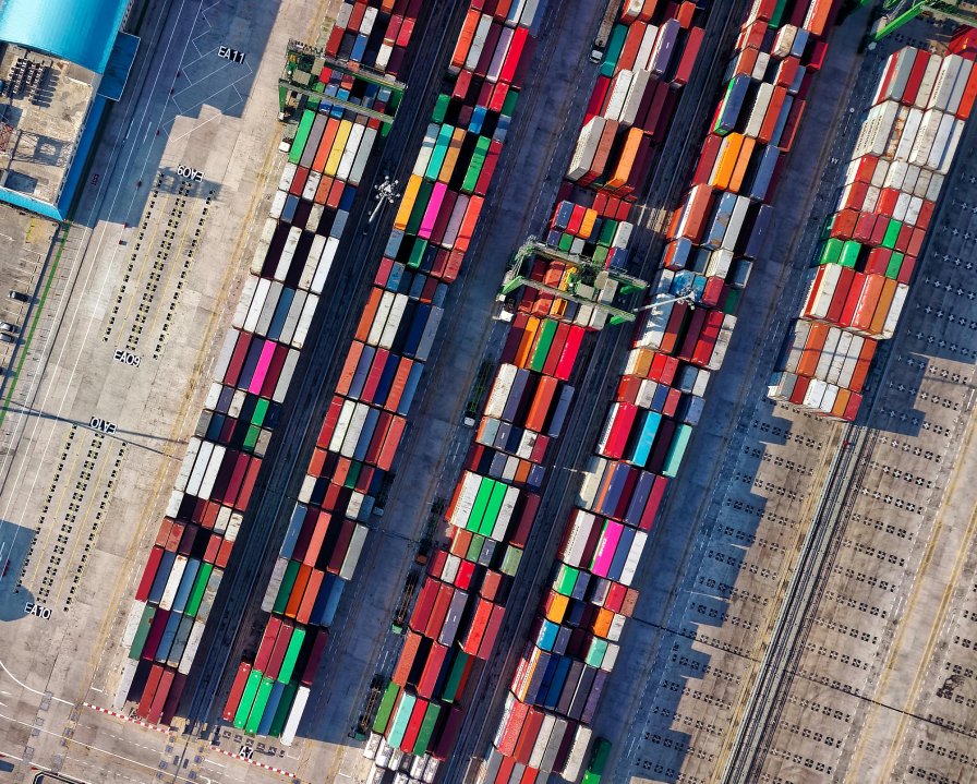 Aerial picture of shipping containers
